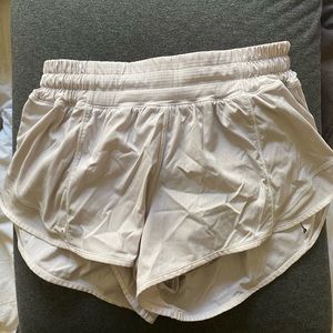 lulu lemon white shorts